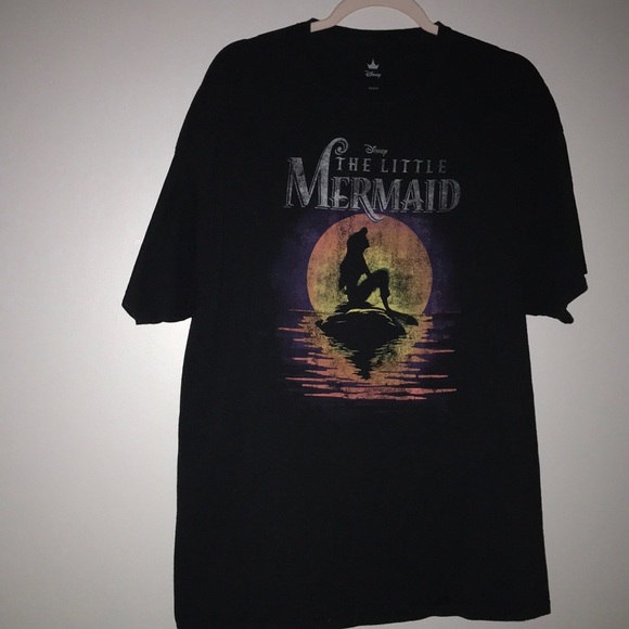 Disney - 'The Little Mermaid' t shirt color black w design on front 100% Cotton - Picture 2 of 5